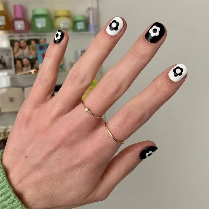 Easy Nail Art Gel Liner Nail Every Day And Night 