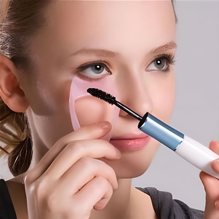 EyeLash Block Mascara Helper Eyelash Curlers Every Day And Night 